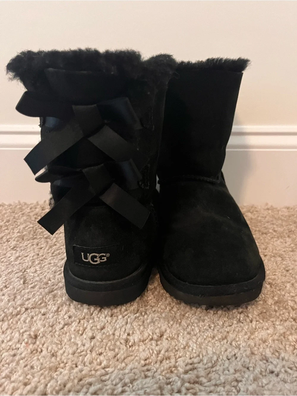 UGG Kids Bailey Bow II Boots Size 5